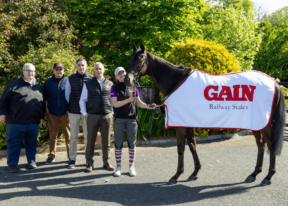 L-R; Brian Kavanagh CEO The Curragh, Ger Lyons Racehorse Trainer, Richard Fitzsimons & Philip Gilligan GAIN Equine Nutrition, Kerri Lyons Ger Lyons Racing.