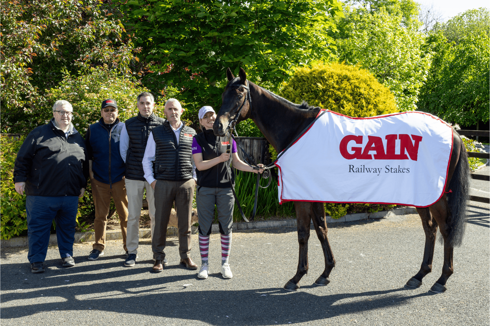 L-R; Brian Kavanagh CEO The Curragh, Ger Lyons Racehorse Trainer, Richard Fitzsimons & Philip Gilligan GAIN Equine Nutrition, Kerri Lyons Ger Lyons Racing.